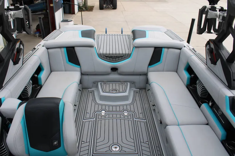 Slide: The Image of Nautique G23 2020 - 20