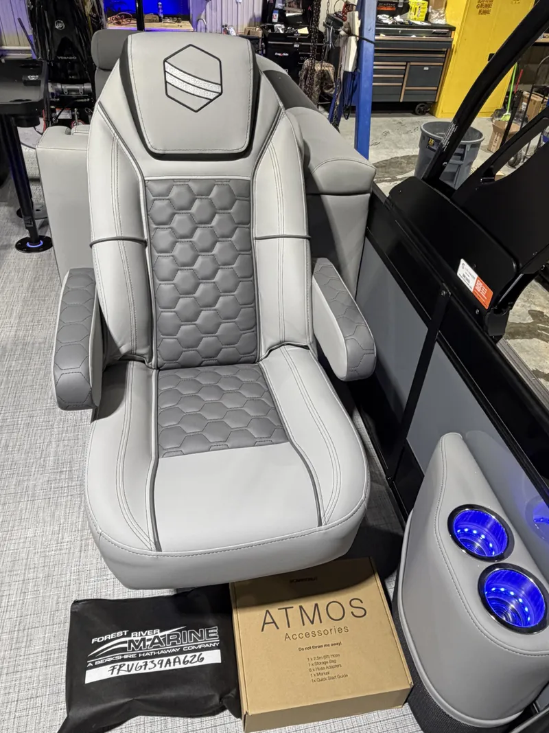Slide: The Image of Southbay 525RS30 Arch 2026 - 13