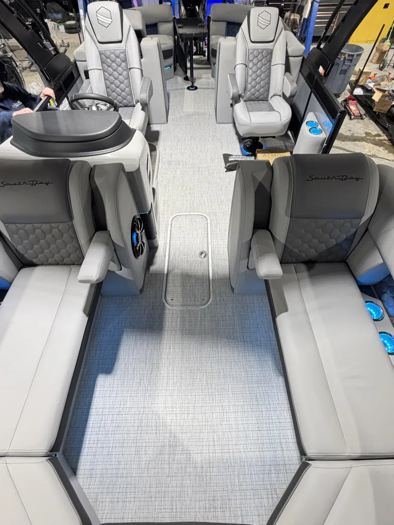 Slide: The Image of Southbay 525RS30 Arch 2026 - 17