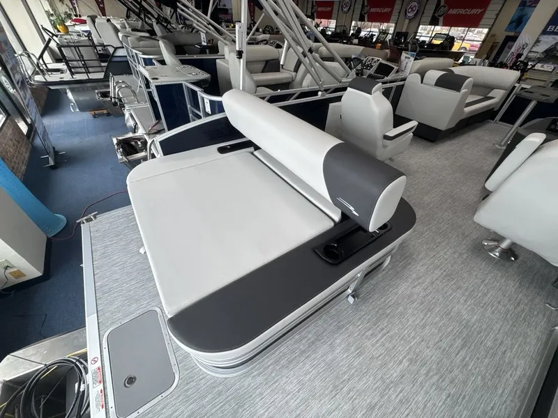 Slide: The Image of Bennington 22 S1 SWINGBACK 2026 - 19