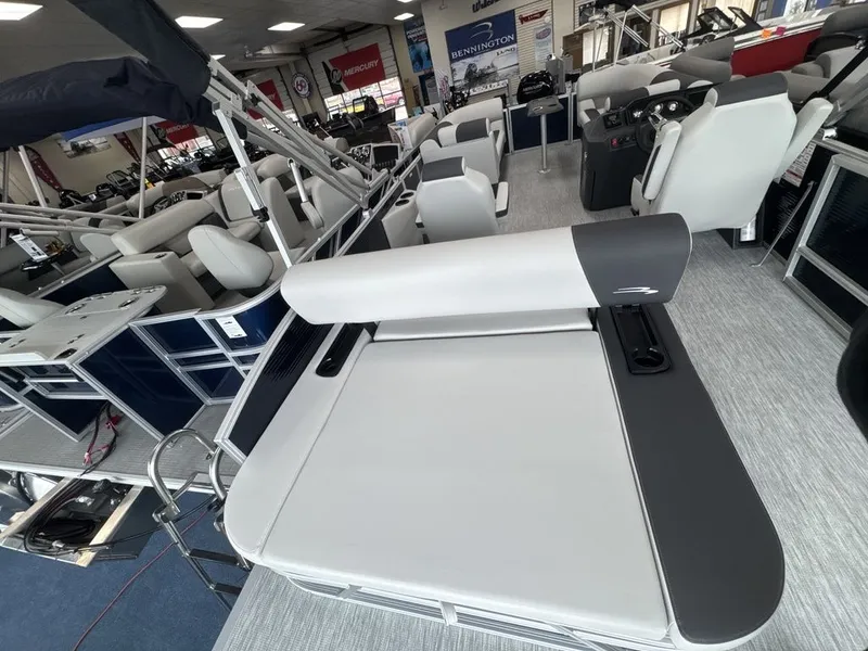 Slide: The Image of Bennington 22 S1 SWINGBACK 2026 - 20