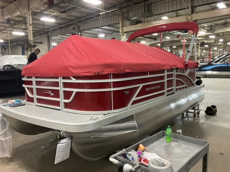 Slide: The Image of Bennington 20 S1 STERN RADIUS 2026 - 18