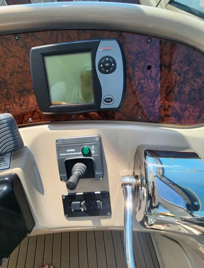 Slide: The Image of Sea Ray Sundancer 460 2004 - 13