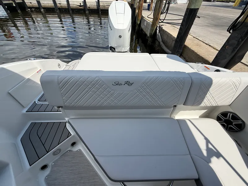 Slide: The Image of Sea Ray SDX 270 Outboard 2027 - 20