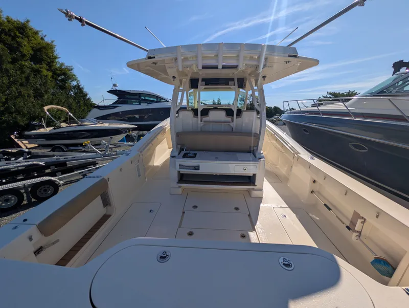 Slide: The Image of Scout 380 LXF 2018 - 3