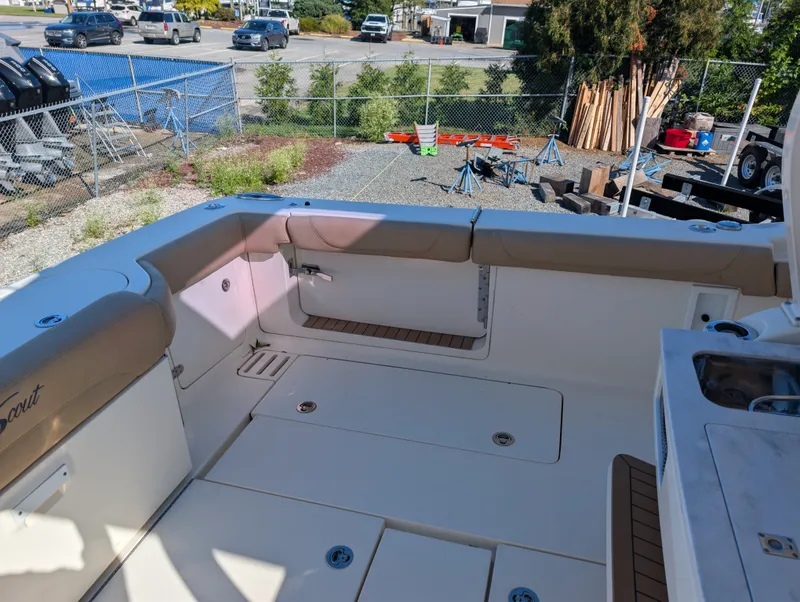 Slide: The Image of Scout 380 LXF 2018 - 29