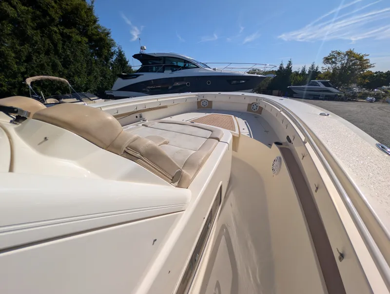 Slide: The Image of Scout 380 LXF 2018 - 15