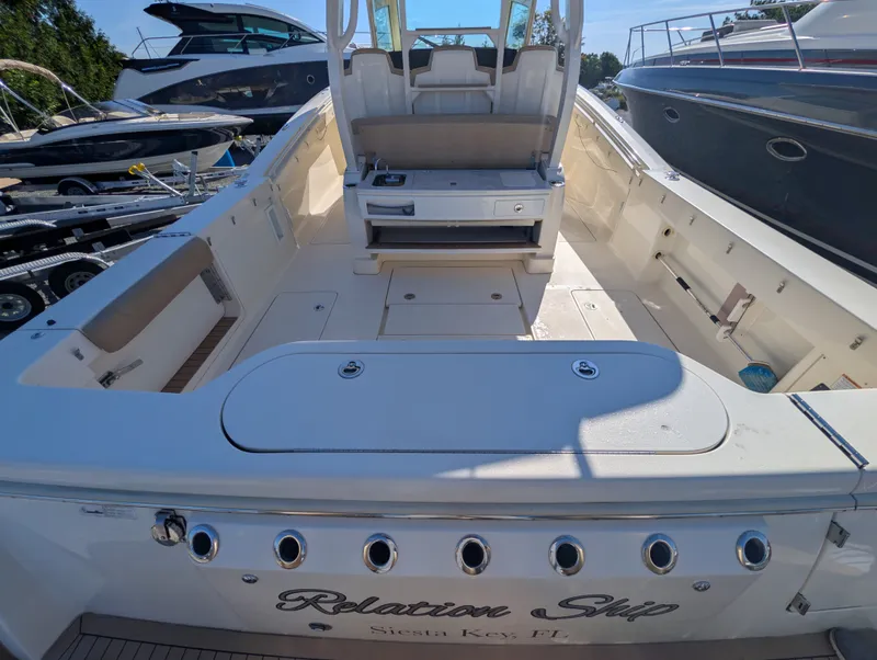 Slide: The Image of Scout 380 LXF 2018 - 4