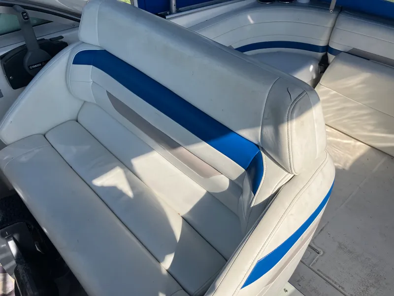 Slide: The Image of Formula 27 PERFORMANCE CRUISER 1997 - 14