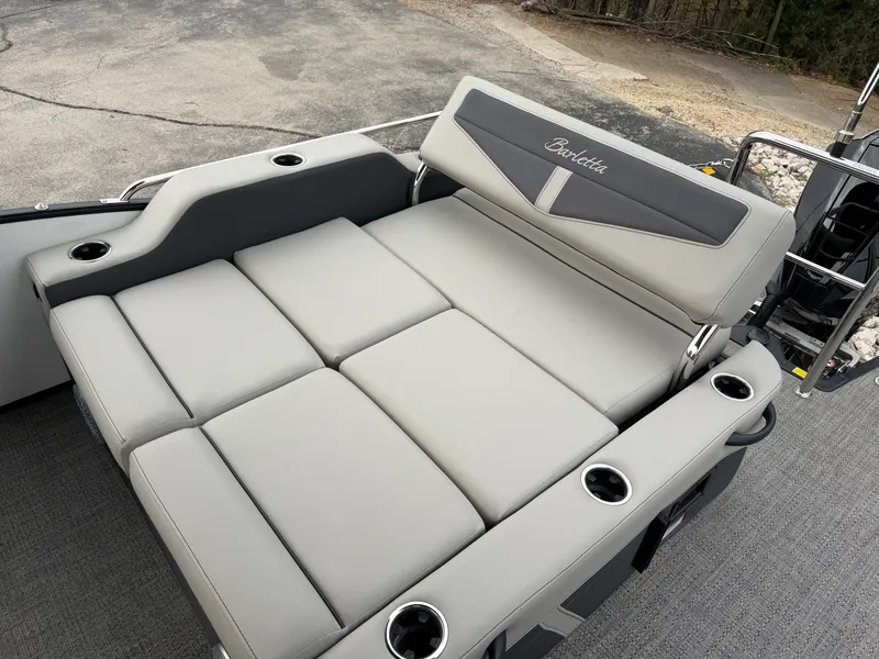 Slide: The Image of Barletta CABRIO 24UE 2025 - 30
