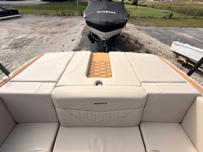 Slide: The Image of Mastercraft NXT22 2027 - 9