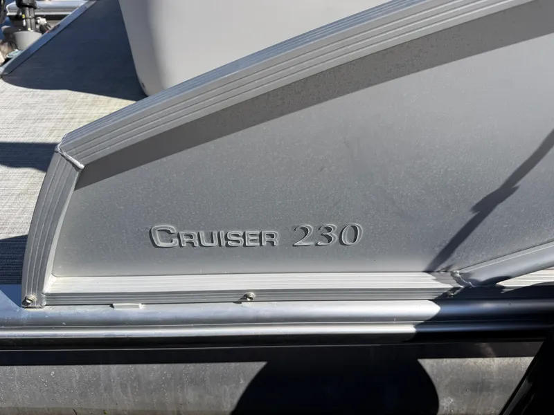 Slide: The Image of Harris CRUISER 230 CS 2023 - 44