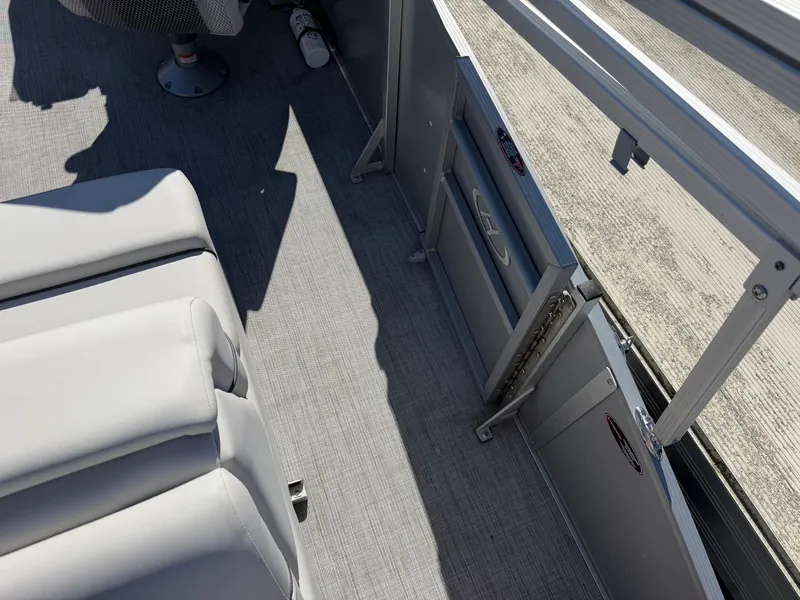 Slide: The Image of Harris CRUISER 230 CS 2023 - 14