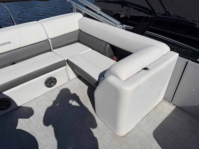 Slide: The Image of Harris CRUISER 230 CS 2023 - 19