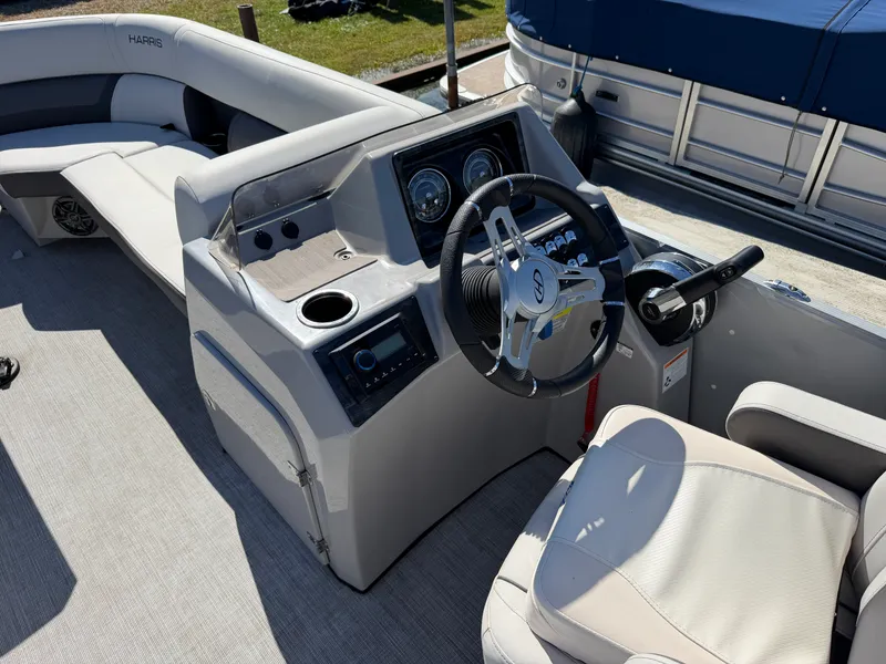 Slide: The Image of Harris CRUISER 230 CS 2023 - 22