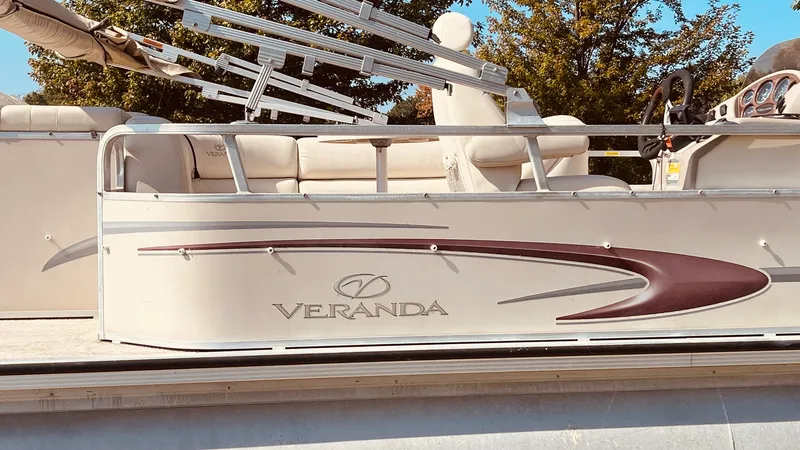 Slide: The Image of Veranda V20RL 2008 - 23