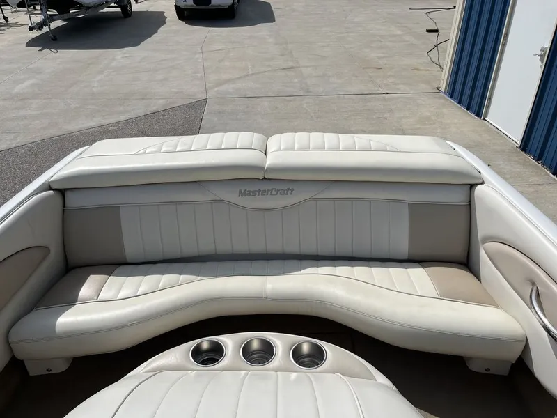Slide: The Image of MasterCraft ProStar 205 2000 - 21