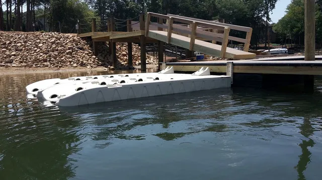 Slide: The Image of Wave Armor Jet Docks 2025 - 0