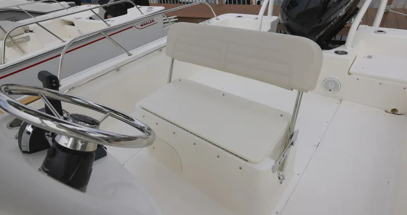 Slide: The Image of Boston Whaler 190 Montauk 2026 - 8