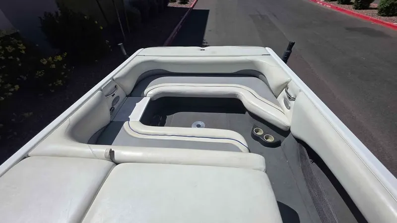 Slide: The Image of Malibu WAKESETTER 23 XTI 2003 - 6