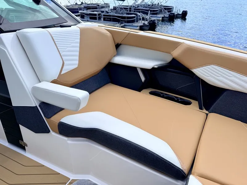 Slide: The Image of MasterCraft X24 2026 - 40