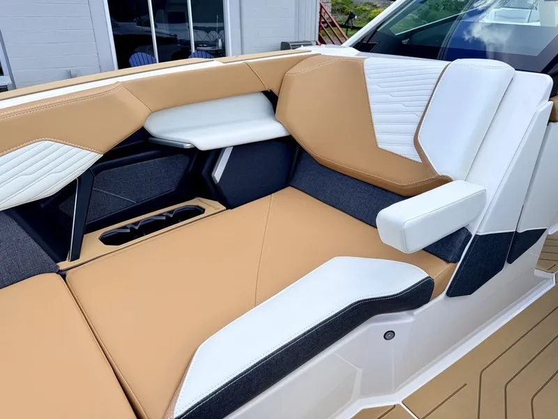 Slide: The Image of MasterCraft X24 2026 - 41