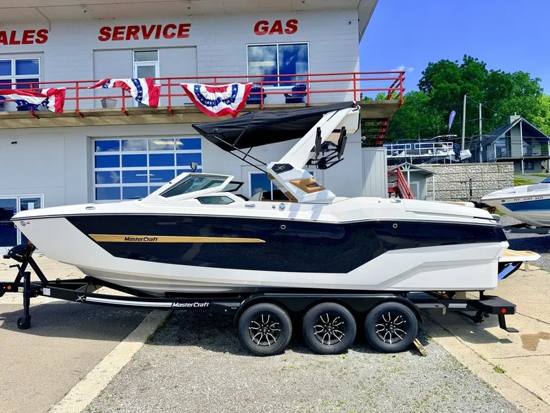 Slide: The Image of MasterCraft X24 2026 - 1