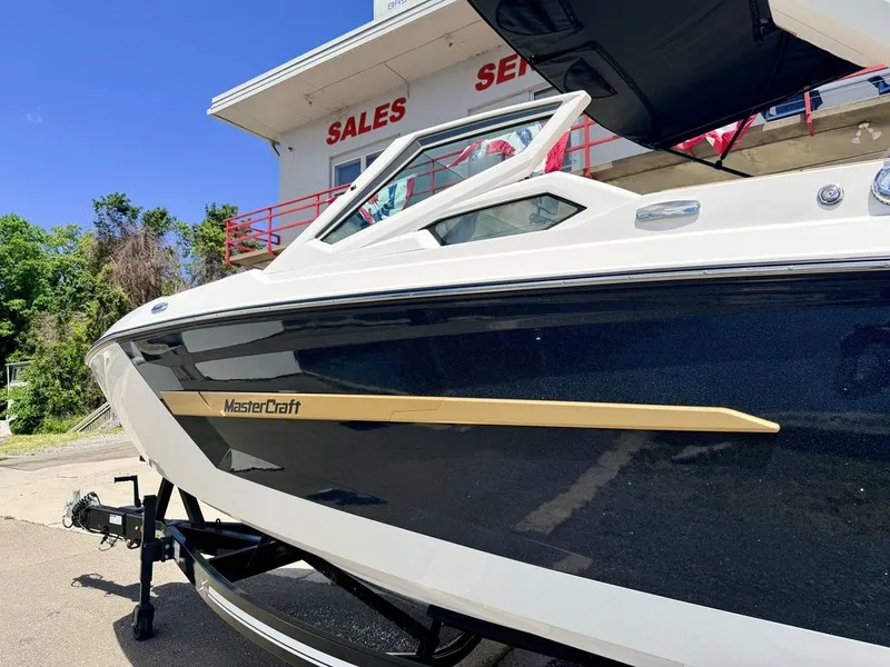 Slide: The Image of MasterCraft X24 2026 - 8