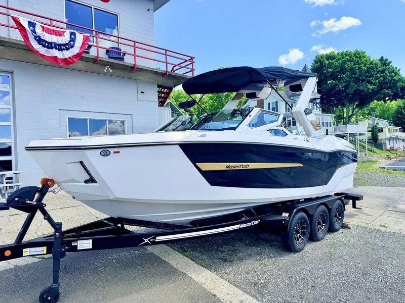 The Image of MasterCraft X24 2026 - undefined