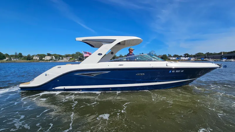 The Image of Sea Ray 310 SLX 2019 - 0