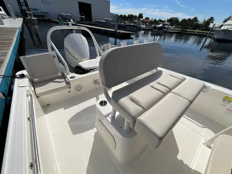 Slide: The Image of Boston Whaler 210 Montauk 2027 - 4