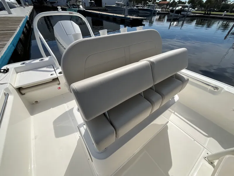 Slide: The Image of Boston Whaler 210 Montauk 2027 - 9