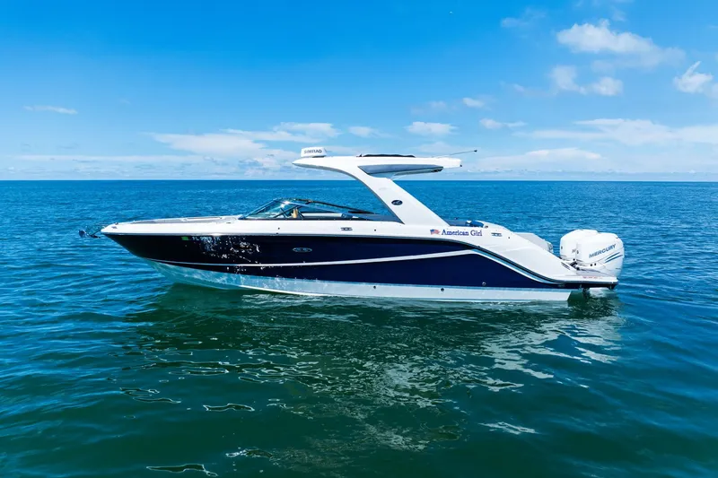 Slide: The Image of Sea Ray 310 SLX OB 2023 - 5