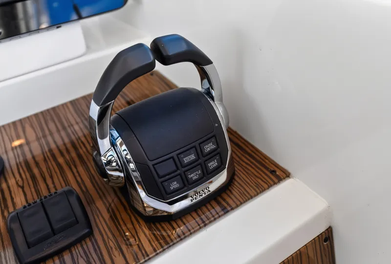 Slide: The Image of Cruisers 48 CANTIUS 2017 - 16