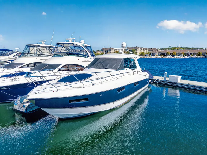 Slide: The Image of Cruisers 48 CANTIUS 2017 - 5