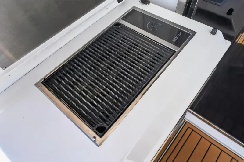 Slide: The Image of Cruisers 48 CANTIUS 2017 - 18