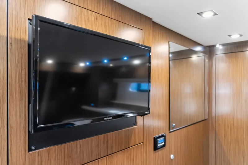 Slide: The Image of Cruisers 48 CANTIUS 2017 - 72