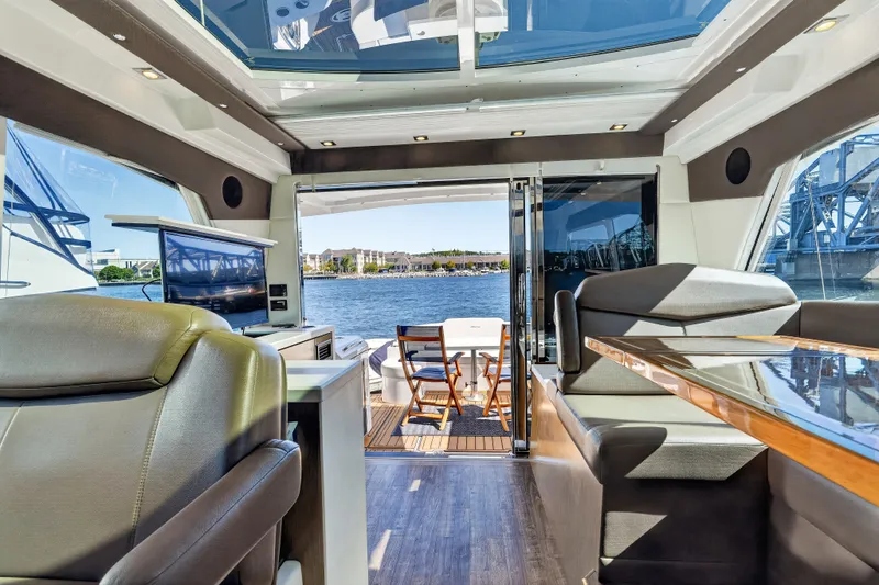 Slide: The Image of Cruisers 48 CANTIUS 2017 - 25
