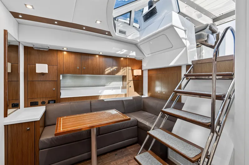 Slide: The Image of Cruisers 48 CANTIUS 2017 - 30
