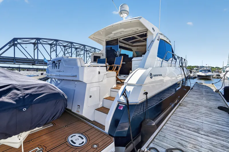 Slide: The Image of Cruisers 48 CANTIUS 2017 - 6