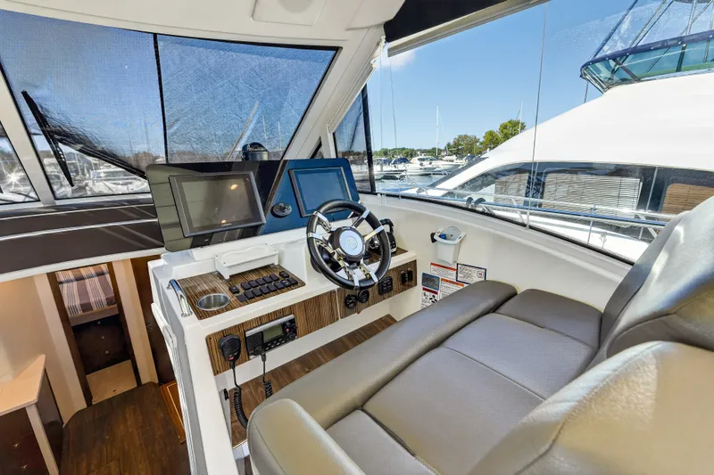 Slide: The Image of Cruisers 48 CANTIUS 2017 - 29