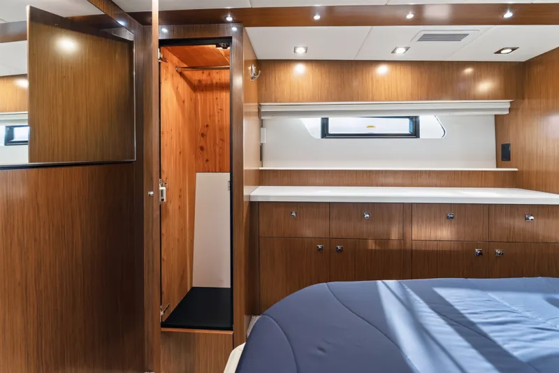 Slide: The Image of Cruisers 48 CANTIUS 2017 - 76