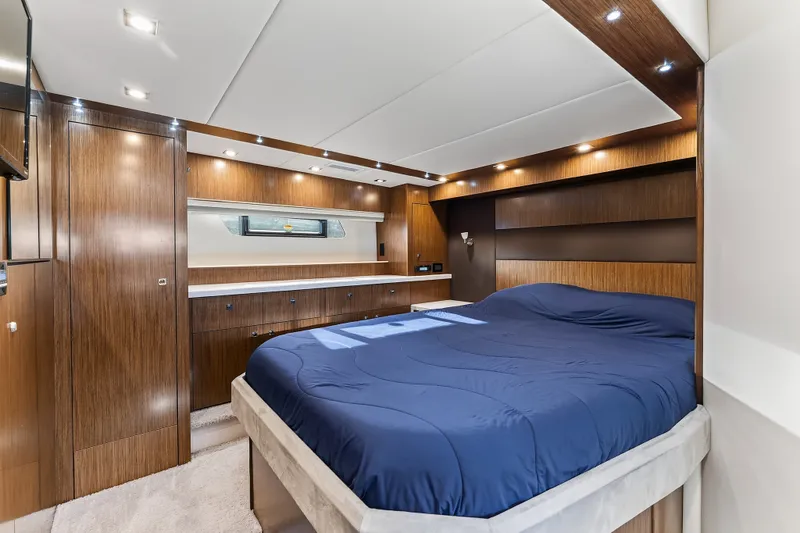 Slide: The Image of Cruisers 48 CANTIUS 2017 - 44