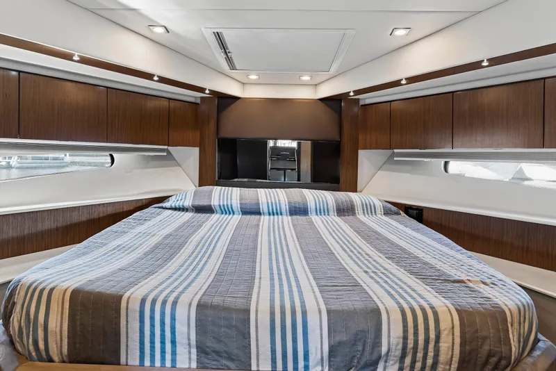 Slide: The Image of Cruisers 48 CANTIUS 2017 - 59