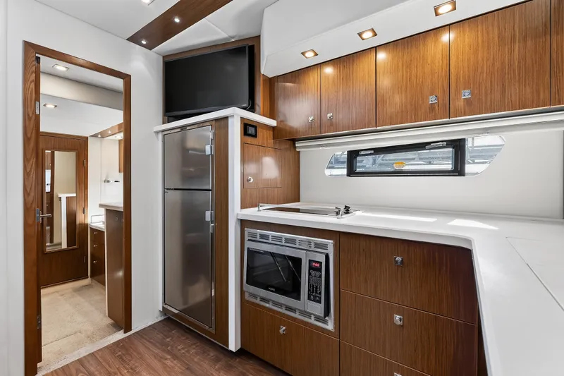 Slide: The Image of Cruisers 48 CANTIUS 2017 - 38