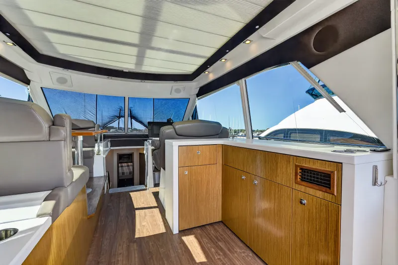 Slide: The Image of Cruisers 48 CANTIUS 2017 - 21
