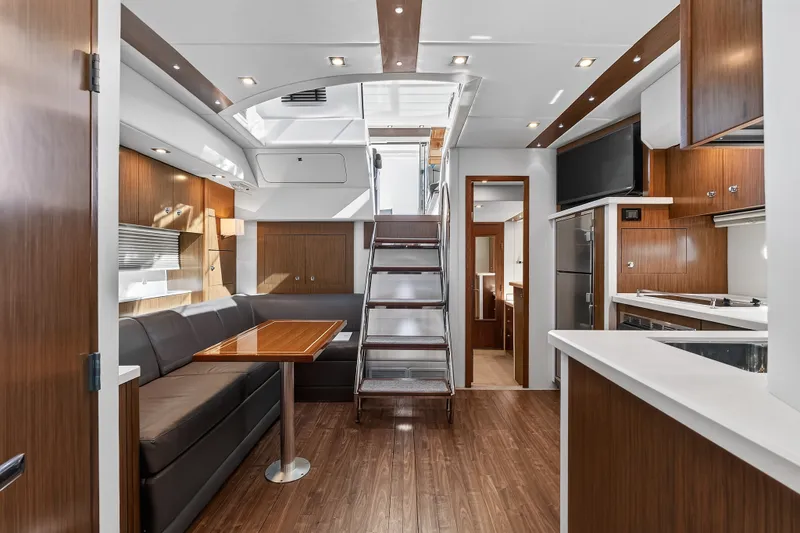 Slide: The Image of Cruisers 48 CANTIUS 2017 - 35