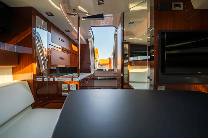 Slide: The Image of Riva 38 Rivamare 2024 - 13