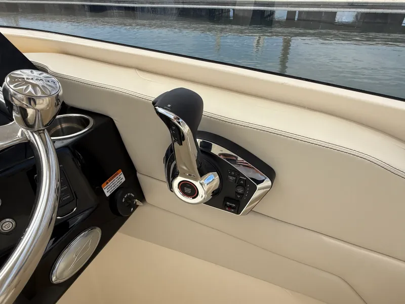 Slide: The Image of Scout 240 Dorado 2027 - 18
