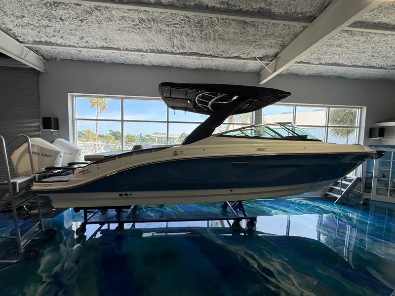 The Image of Sea Ray SLX 280 Outboard 2027 - 0